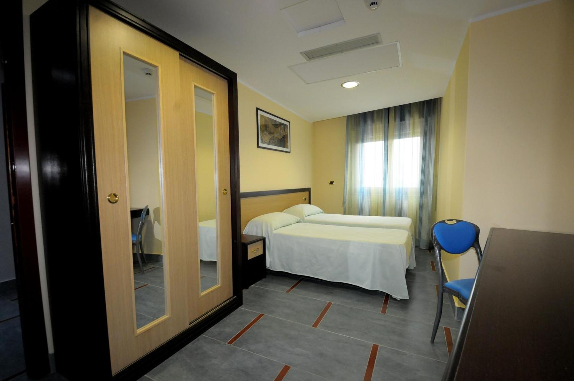Grand Hotel Paradiso Catanzaro Room photo